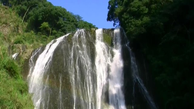 九州・鹿児島の滝　龍門滝スロー