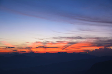 Obraz premium View of the beautiful sunrise from the top of the Adam's Peak (Sri Pada Mountain), Sri Lanka