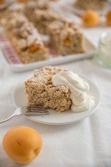 Aprikosen Streusel Kuchen 
