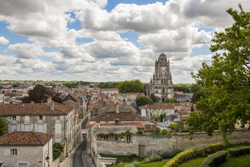 Fototapeta na wymiar City of Saintes with Church