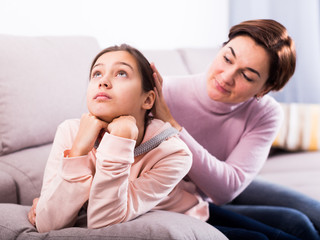 Mother asks daughter to reconcil