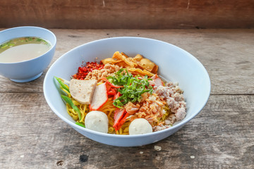 noodle tom yum with pork