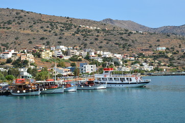 Fototapeta na wymiar Beautiful view of the coastline the Bay Crete