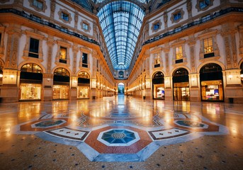 Naklejka premium Wnętrze Galerii Vittorio Emanuele II