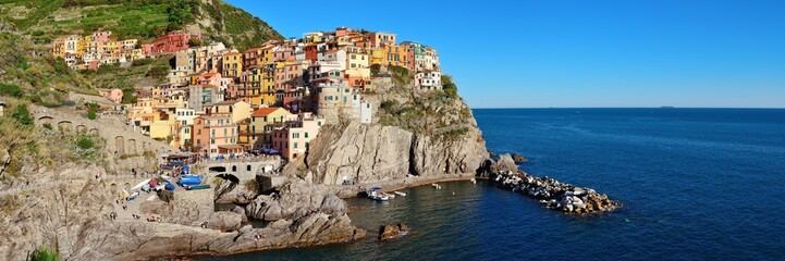 Fototapeta na wymiar Manarola panorama in Cinque Terre