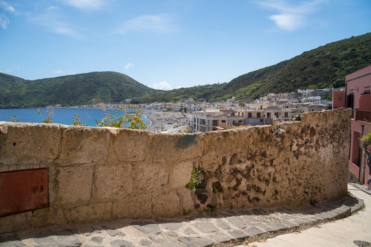 The town Canneto behind a nice structered wall