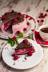 Himbeertorte Schokotorte mit Kaffeetasse