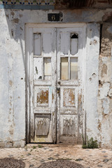 Fototapeta na wymiar Old weathered door