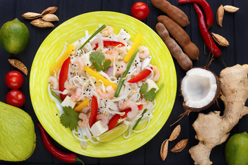 Asian noodles with shrimps and tofu cheese