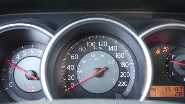Motion of dashboard in car 