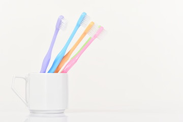 歯ブラシとコップ