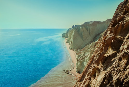 Hormus Beach