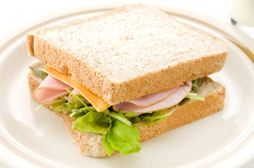 胚芽パン 朝食イメージ