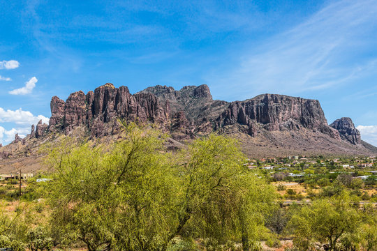 Supertition Mountain