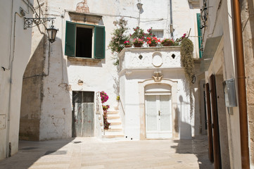 Alleyway. Martina Franca. Puglia. Italy. 