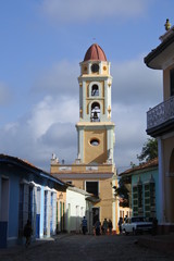 Glockenturm des Convento San Francisco de Asis in Trinidad auf Kuba