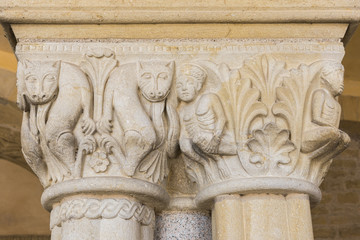Statues on Pillar