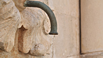 Trinkwasser auf dem Marktplatz