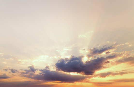 Fototapeta cloudy sky during sunrise / bright spring photo Ukraine