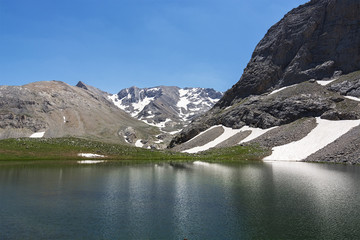 Obraz premium Beautiful scenic view of karagol (mersin,Turkey)