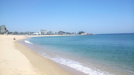 Fototapeta na wymiar Sunny beach in Sokcho