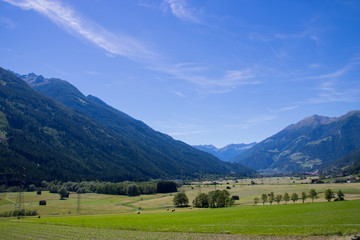 Fototapeta na wymiar Blick über das Mölltal in Oberkärnten.