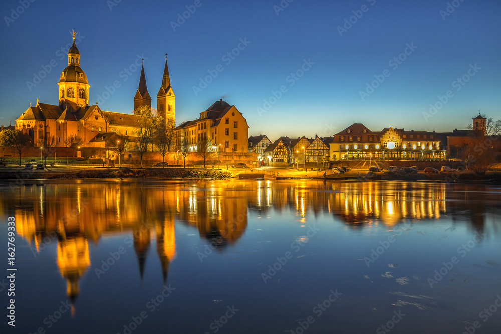 Wall mural Seligenstadt am Main am Abend