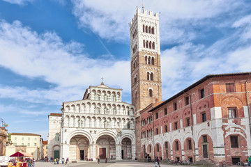 Lucca Cathedral of St. Martin and bell tower, Italy - obrazy, fototapety, plakaty