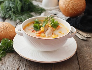 Creamy soup with corn and chicken