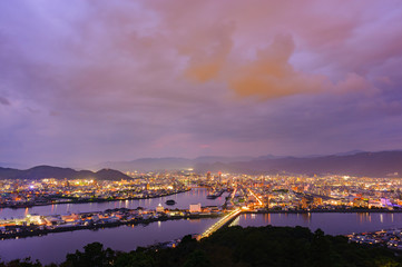Naklejka premium 高知市街夕景