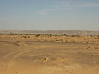 Fototapeta na wymiar サハラ砂漠の風景
