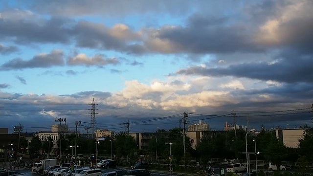 雨上がりの空と雨雲　(東京都　東大和市）
