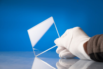 Bulletproof glass in the laboratory of optics. Checking the optical properties of tempered glass