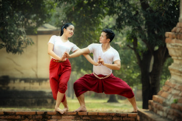 Obraz premium Couple of dance Thai traditional dance of Ramayana story 