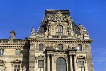 Fototapeta na wymiar Facade of the royal Louvre palace