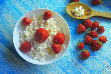 cheese and strawberries