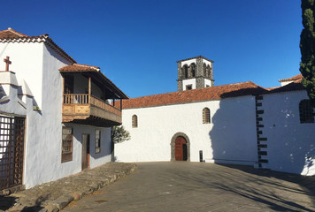 Fototapeta na wymiar Iglesia de Santa Catalina, Tacoronte, Tenerife