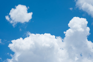 Obraz na płótnie Canvas Blue Sky and cloud for background.