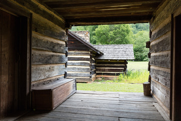 Fototapeta na wymiar Log Cabin In Blue Ridge Mountains