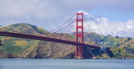 Amazing view over Golden Gate Bridge in San Francisco - SAN FRANCISCO - CALIFORNIA - APRIL 18, 2017