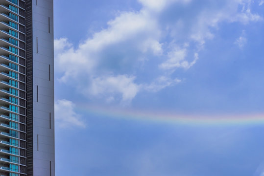 Blur sun halo with cloud in the blue sky.