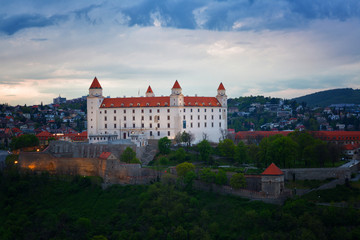Fototapeta na wymiar cityscape of Bratislava city with castle, Slovakia