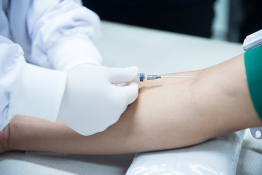 Medical technique with petient in laboratory.