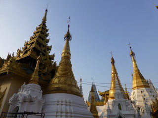 Fototapeta premium シュエダゴン パゴダ