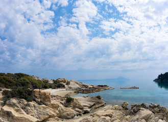 Fototapeta na wymiar Beautiful scenery by the sea in Vourvourou, Chalkidiki, Greece 