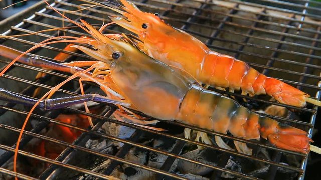 shrimp grilled on barbeque fire oven