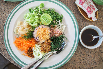 Spicy Rice Salad with Vegetable