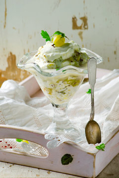 Gooseberry  And Elderflower Fool In A  Glass