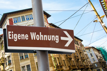 Schild 223 - Eigene Wohnung