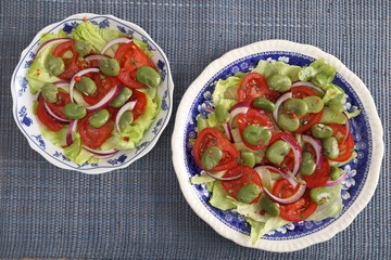 Salad with broad bean.